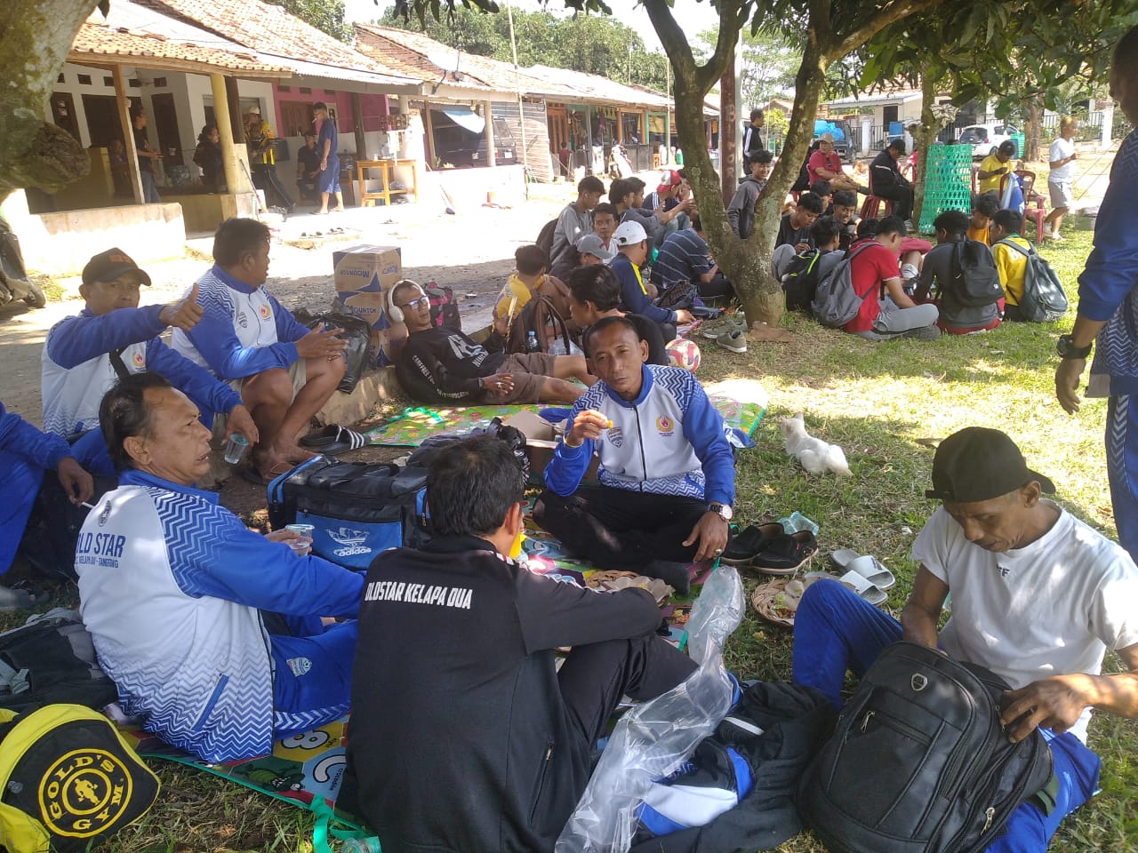 Sepak Bola Lintas Generasi, Menyatukan Semangat Tua dan Muda di Lapangan BINOR SUBANG.
